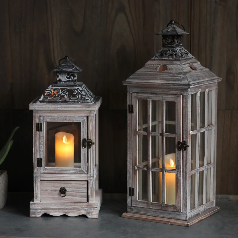 Collectible Vintage Lamps - Vintage-Windlampe aus Holz und Glas, Kunstbodenkerzenständer