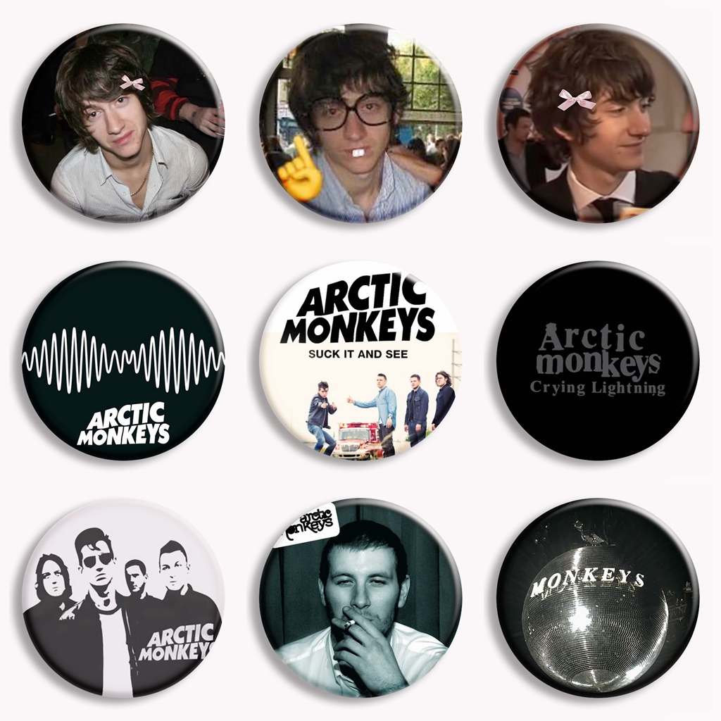 Collectible Vintage Brooches - Vintage Arctic Monkeys Musik Band Album