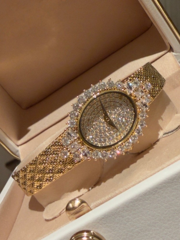 Vintage Damen-Quarzuhr in oval – Vintage Watch Crystal Bewertung und Preis
